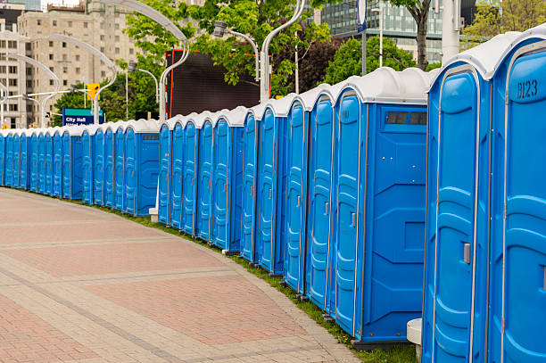 Best Standard Portable Toilet Rental  in La Pine, OR